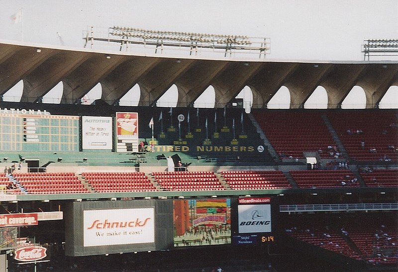 File:Busch Stadium II August 2004 03.jpg