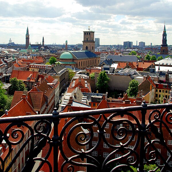 File:CPH Rundetaarn - view towards the Copenhagen Cathedral.jpg