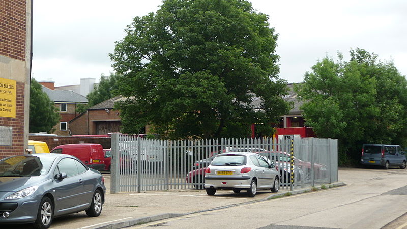 File:Carousel Buses High Wycombe depot.JPG