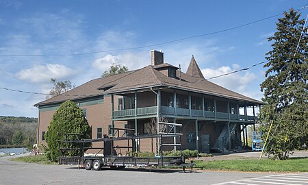 Cascadilla Boathouse 01