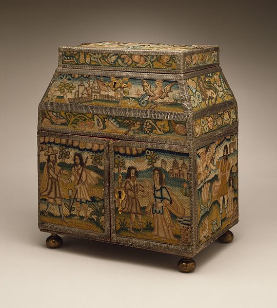 File:Casket LACMA M.84.46.9.jpg