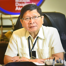 Předseda Danilo Delapuz Lim.png