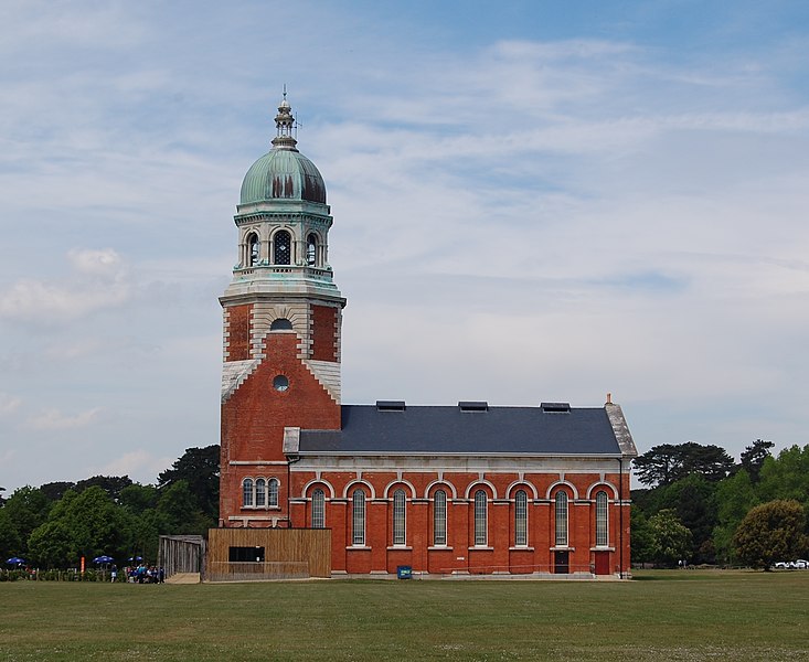 File:Chapel at the Former Royal Victoria Hospital, Netley (NHLE Code 1322694) (May 2019) (14).JPG