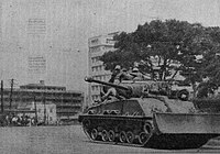 ソウルの警察本部付近を警戒する韓国海兵隊の戦車（5月16日）