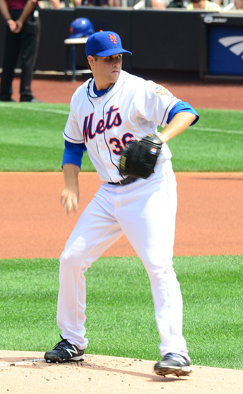 McHugh pitching for the New York Mets in 2012