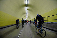 Broadway Tunnel (San Francisco) September 29, 2006 Criticalmass-sf-broadway-tunnel.jpg