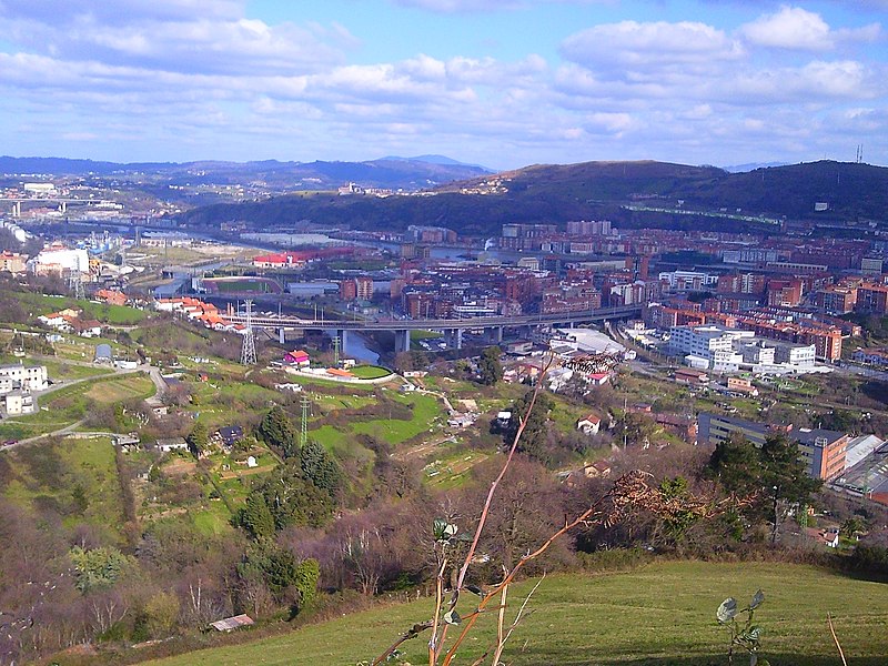 File:Curvas de Zorroza - panoramio.jpg