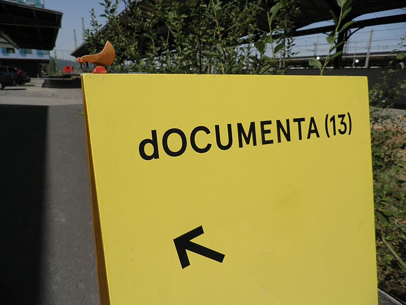 File:DOCUMENTA (13) orientation sign.JPG