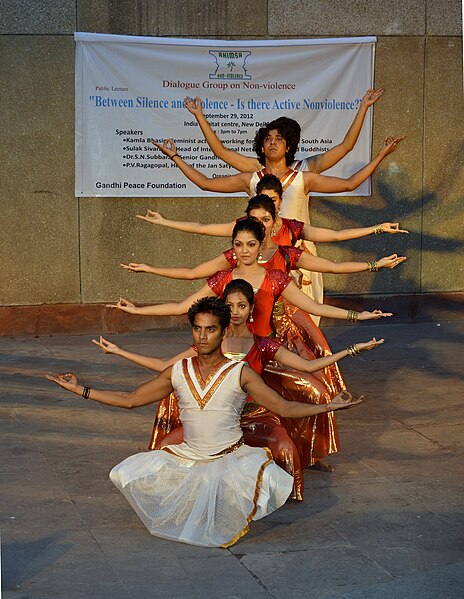 File:Dance programme, New Delhi - DSC0976 - Flickr - Yann Forget.jpg