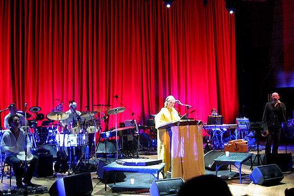 Dead Can Dance, 2005: Gerrard at centre right; Perry at extreme right