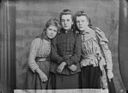 Dr Jones' three maids, Llanboidy NLW3363326.jpg
