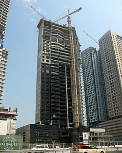 Dubai Jewel Tower bulan Agustus 2007