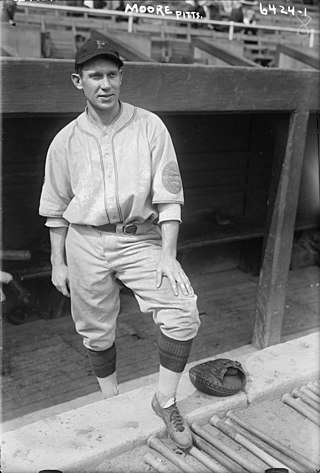 <span class="mw-page-title-main">Eddie Moore (baseball)</span> American baseball player (1899-1976)