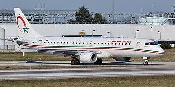 Embraer 190 linii na lotnisku Paryż-Orly