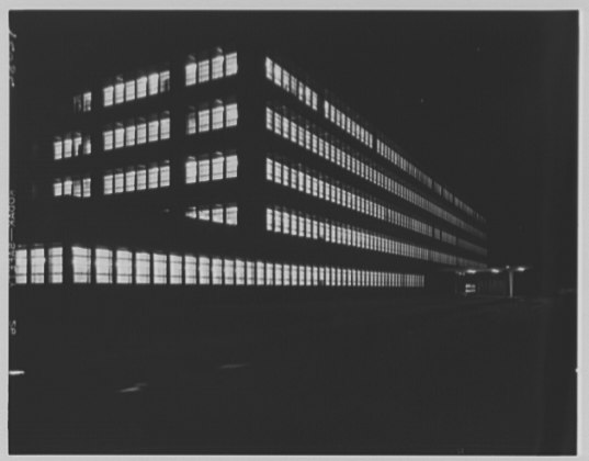 File:Esso Building, Baton Rouge, Louisiana. LOC gsc.5a19993.tif