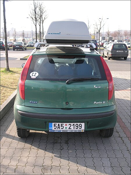 File:Fiat Punto SX-back.jpg