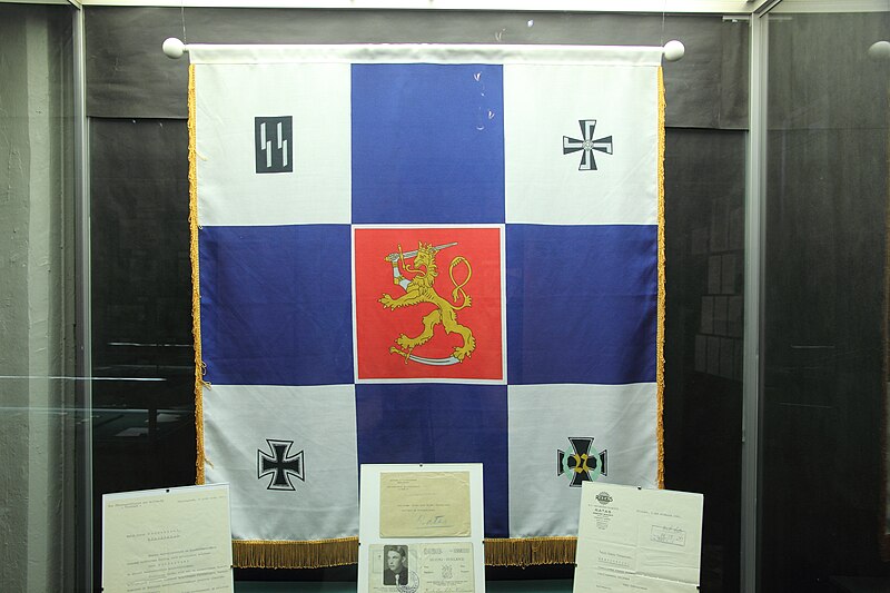 File:Finnish SS battalion flag.JPG