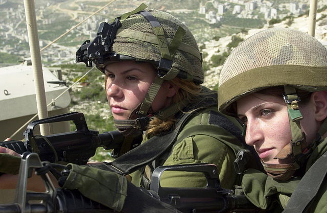 Israeli paratroopers serving in Nablus as part of Operation Defensive Shield