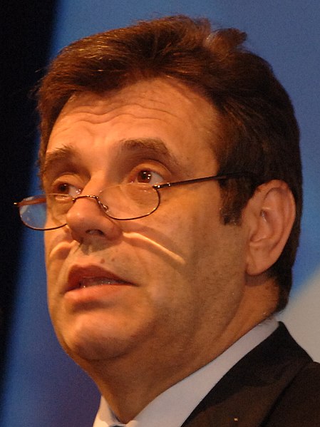 File:Flickr - europeanpeoplesparty - EPP Congress Rome 2006 (68) (cropped 3).jpg
