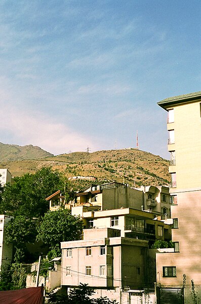 File:Foothills (4368619413).jpg