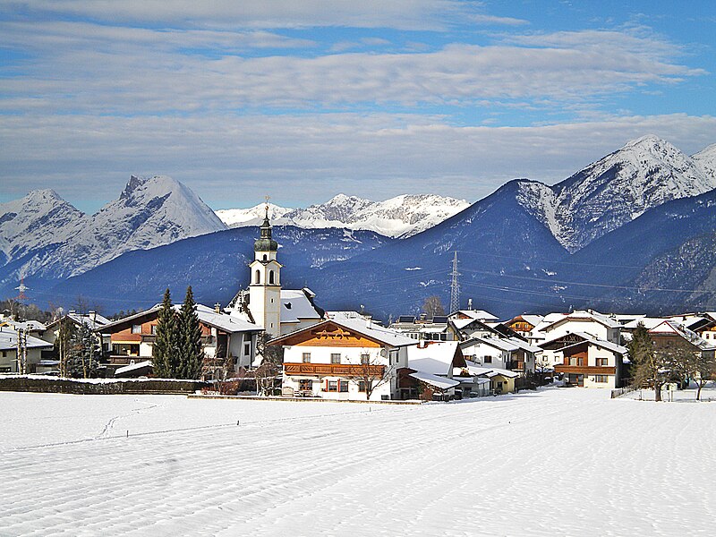 File:Götzens 06.jpg