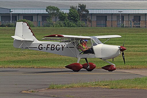 G-FBCY Skystar Kitfox Mk7 CVT 19-05-18 (42292082282)