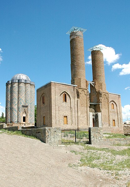 File:Garabaghlar mausoleum and mosque,2005.jpg