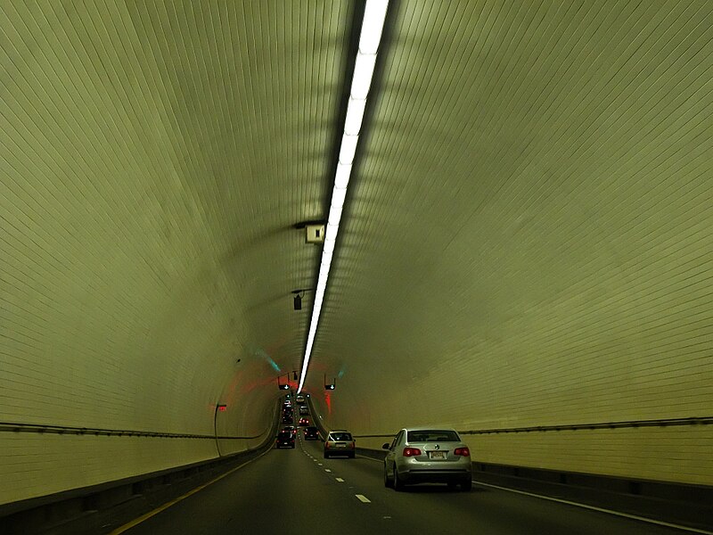 File:George Wallace Tunnel 02.jpg