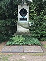wikimedia_commons=File:Grabmal für Karl Karmarschstraße auf dem Stadtfriedhof Engesohde in Hannover.jpg