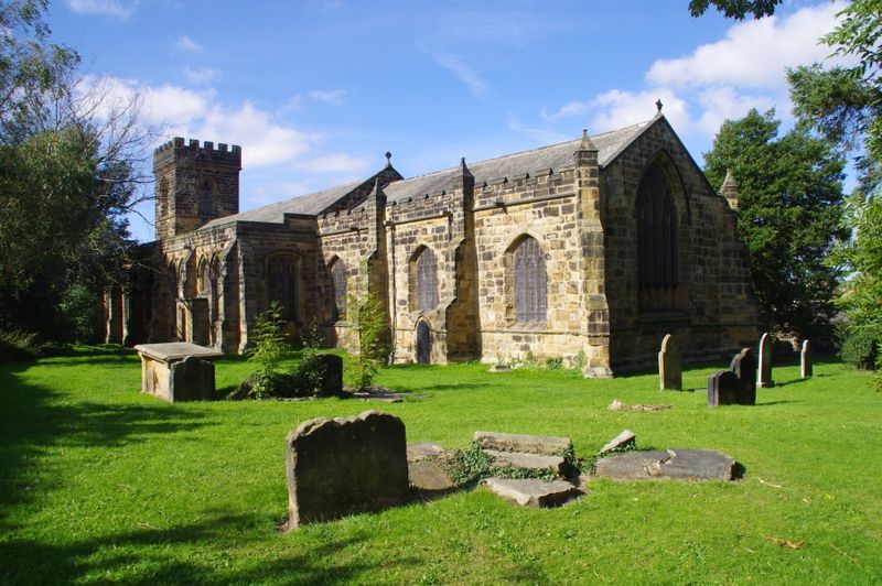 File:Guisborough Church of St Nicholas 3.JPG