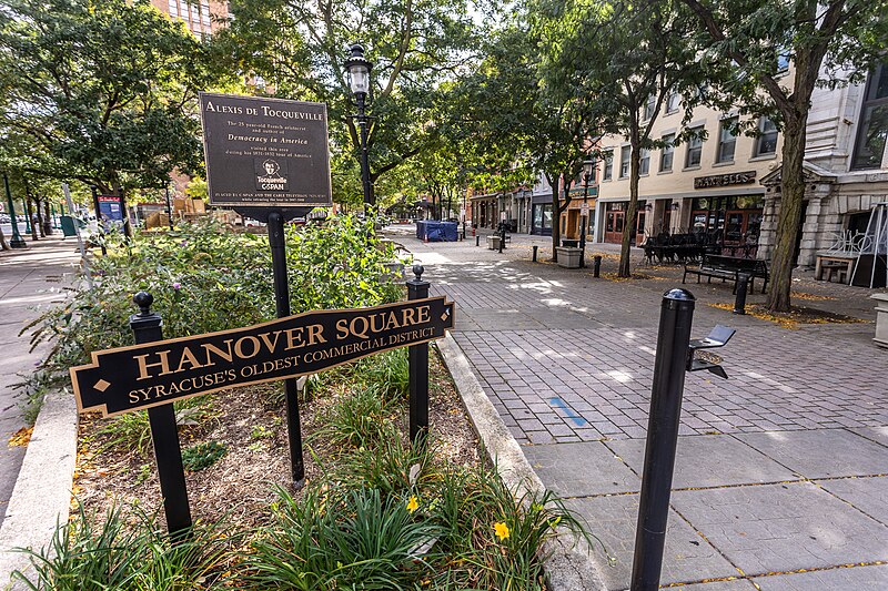 File:Hanover Square, Syracuse New York.jpg