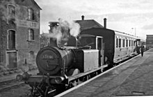 Hayling Island train at Havant in 1958 Havant with Hayling Island train geograph-2687712-by-Ben-Brooksbank.jpg