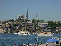 Istambul - Süleymaniye camii dal Corno d'oro - Foto G. Dall'Orto 28-5-2006.jpg