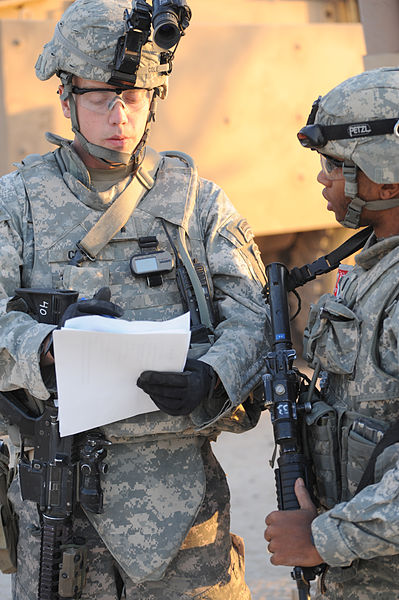 File:Joint operation with Iraqi national police at Forward Operating Base Loyalty DVIDS143985.jpg