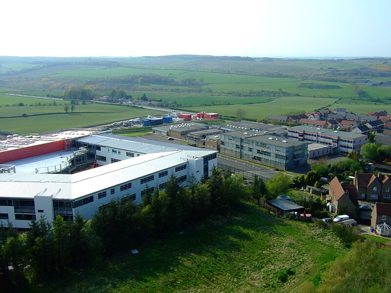 File:Kite aerial photo of the Armadale Academy.JPG