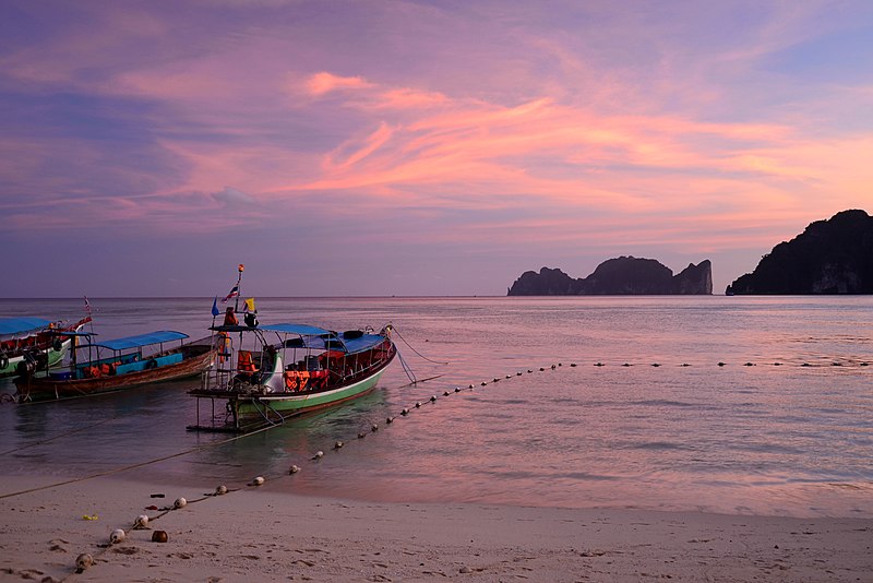 File:Ko Phi Phi Don, Thailand (Unsplash).jpg