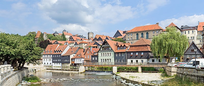 Three-tier city structure of Kronach above the Haßlach river with Rosenberg fortress