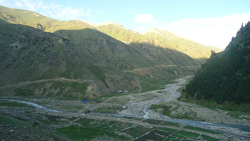 File:Kunhar River and tributary close to Pyala Lake, Jalkhand, KPK, Pakistan; seen from N-15 road.jpg