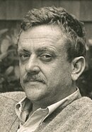 Kurt Vonnegut, associate editor in 1942-1943, novelist and satirist Kurt Vonnegut, 1971.jpg