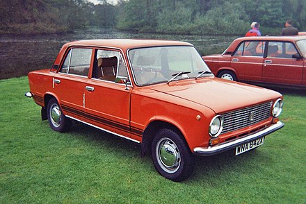 Жигули автомобиль марка. Fiat 124. Фиат 124 и ВАЗ 2101.