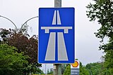 Luxembourg road sign E,15 (102) comm.jpg