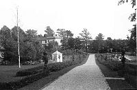 1932, fra haven