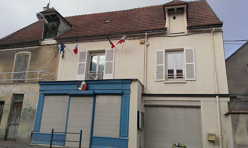 File:Mairie villiers sur morin.jpg