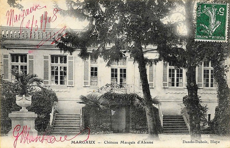 Photo from unknown author's private postcard collection. Uploaded to Wikimedia Commons under  CC-PD-Mark 