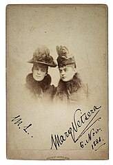 Marie Larisch und Mary Vetsera 1888.jpg