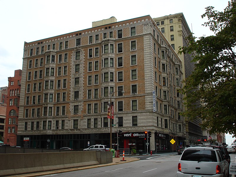 File:Maryland Hotel from Pine.JPG