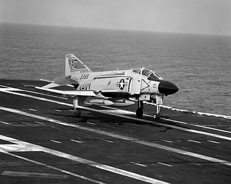 Tập tin:F-4J Phantom II VF-31.jpg