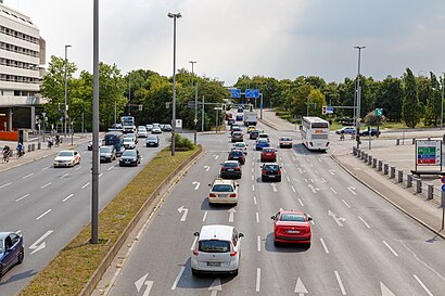 So kommt man zu dem Messedamm mit den Öffentlichen - Mehr zum Ort Hier