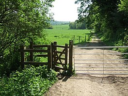 Mol Gap Trail - geograph.org.inggris - 168233.jpg