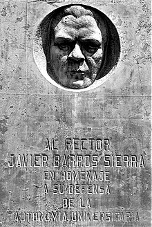 Javier Barros Sierra Anıtı.jpg